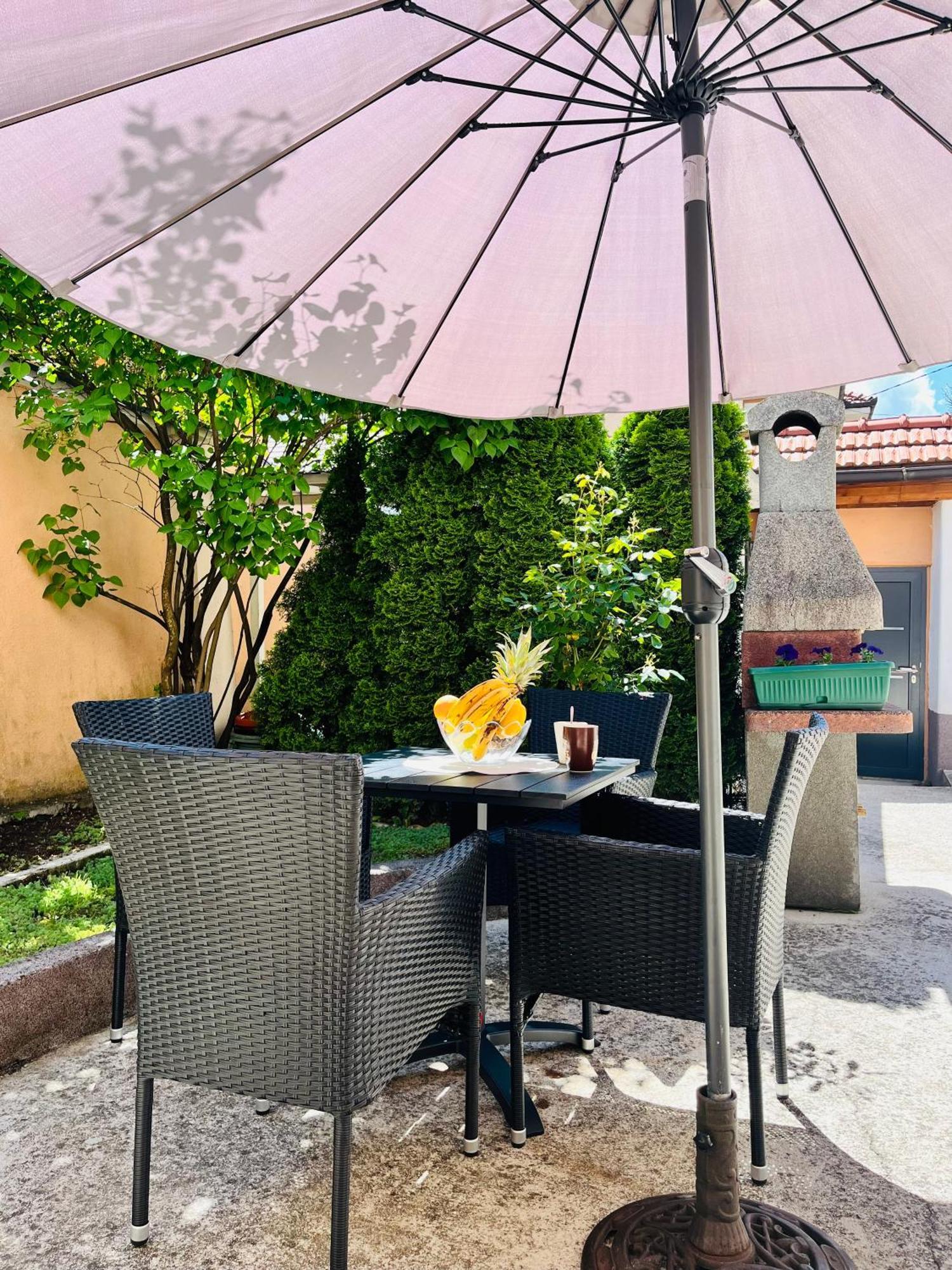 Apartman Irma Sweet Сараєво Екстер'єр фото